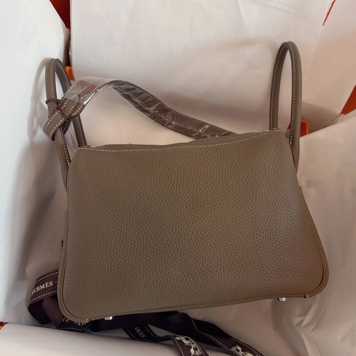 Hermes Lindy26 Top Handle Shoulder Bag Gray Silver Women Classic Fashion