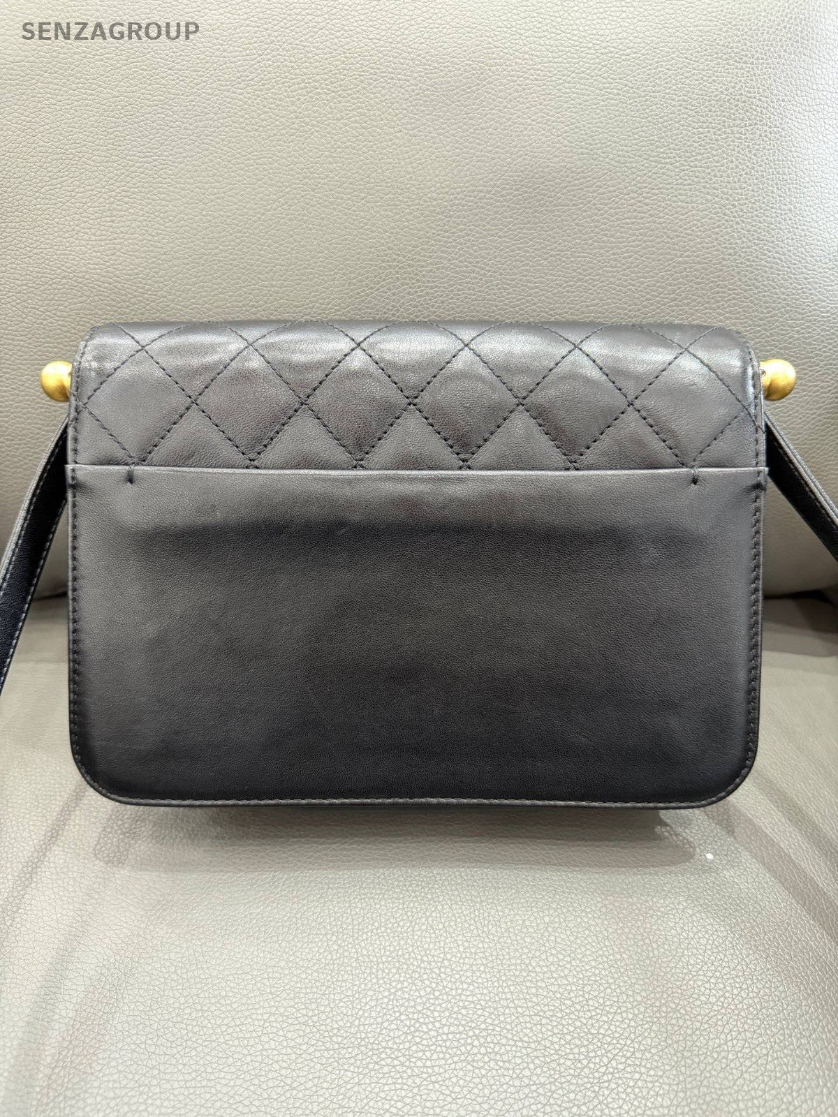 CHANEL Diamond Pattern Chain Shoulder bag Black Gold Women Classic