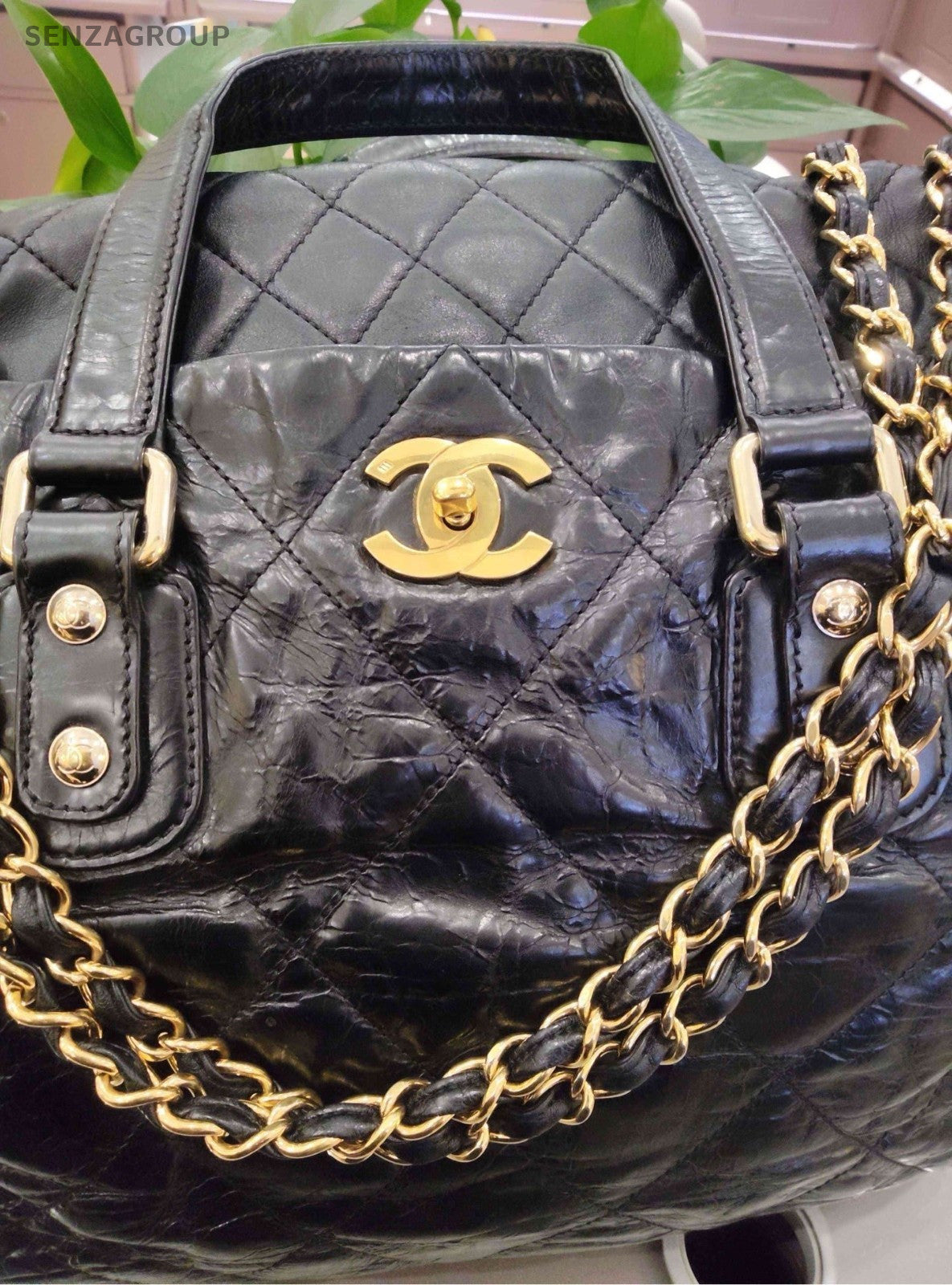 Chanel Diamond GM Chain Shoulder Bag Top Handle Bag Black Gold Women Classic