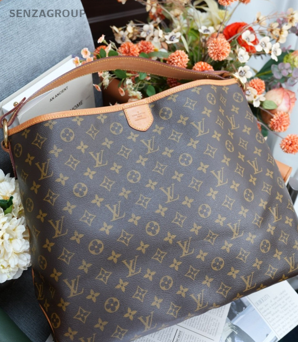 Louis Vuitton DF MM Monogram Shoulder Bag Women Brown