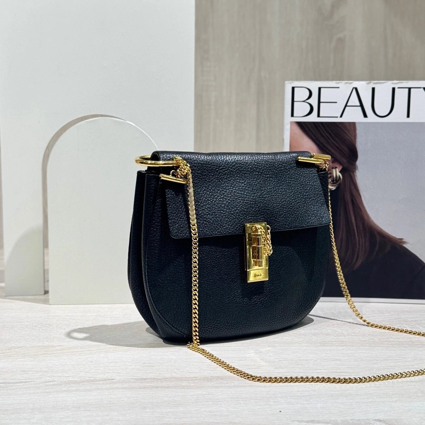 Chloe Black Leather Piglet Crossbody Bag For Women