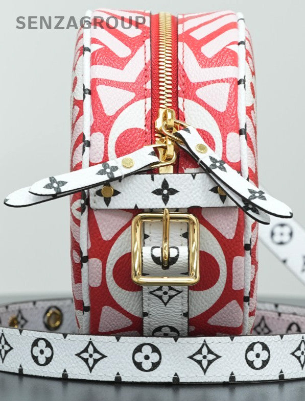 Louis Vuitton Monogram Crafty Boite Chapeau Souple Crossbody bag
