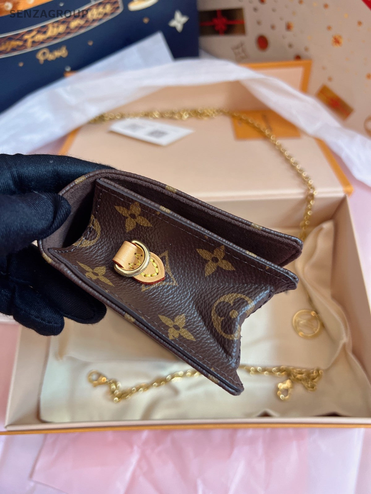 Louis Vuitton Lily Woc Monogram Chain Shoulder bag Brown Chip Version Brand NEW