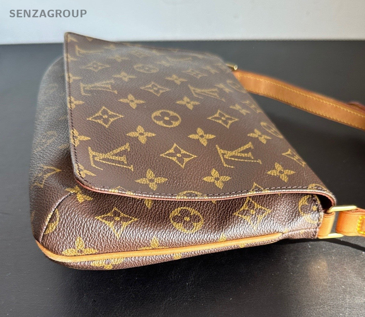Louis Vuitton Monogram Vintage Shoulder Bag Crossbody Brown Gold Women Classic