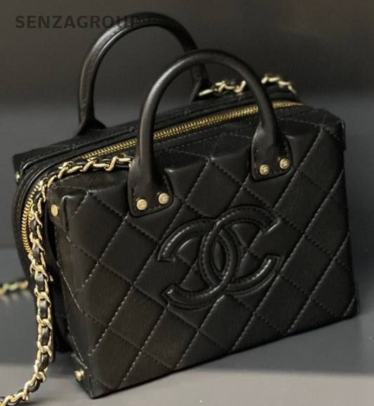 Chanel Calfskin Chain Shoulder Bag Crossbody Black Gold Women Classic
