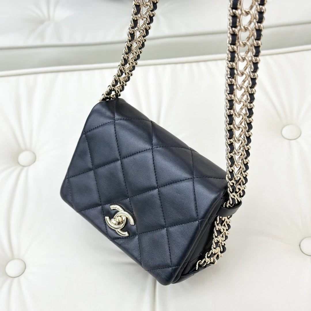 Chanel Chain Lambskin Shoulder Crossbody Bag Black Gold Women Classic S