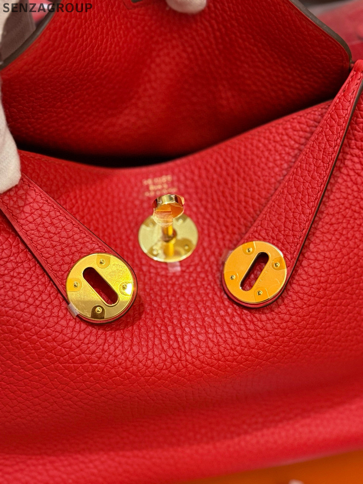 Hermès Lindy 26 Bag Red Gold Hardware Shoulder Tote Classic Women