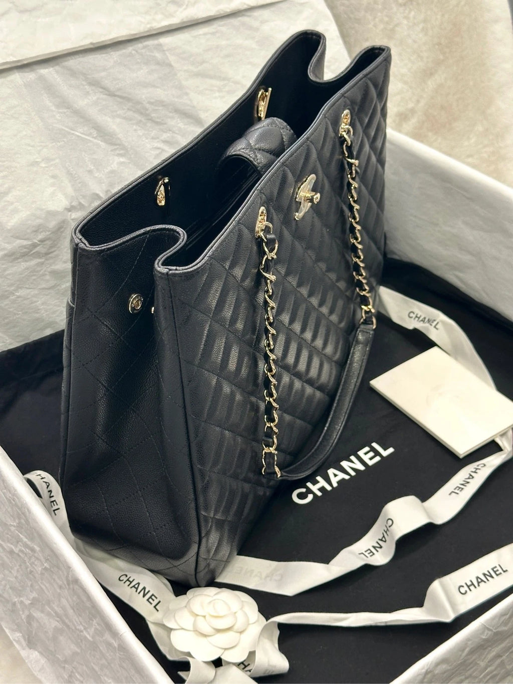 CHANEL GST Black Leather Large Tote Shopping Bag For Women