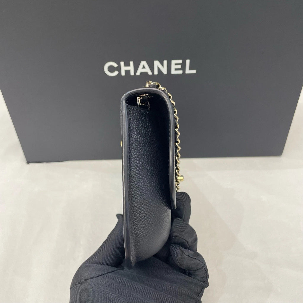 Chanel Caviar Leather Chain Black Shoulder Bag Crossbody Gold Hardware