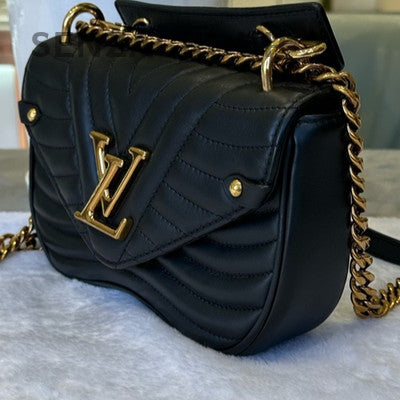 Louis Vuitton Pochette Accessoires Black Gold Chain Crossbody Bag