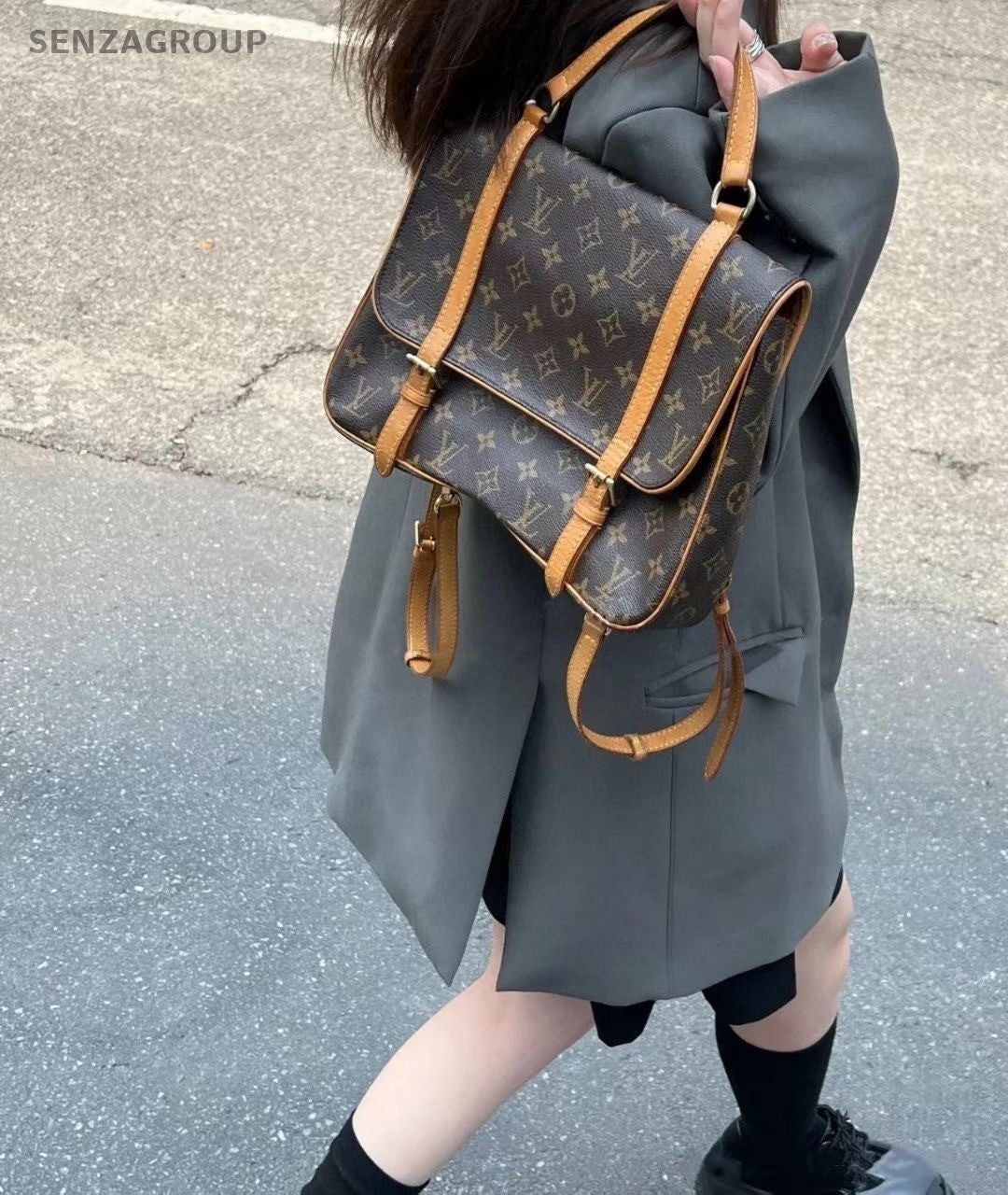 Louis Vuitton GM Monogram Leather Handbag Shoulder Crossbody Bag Women Brown