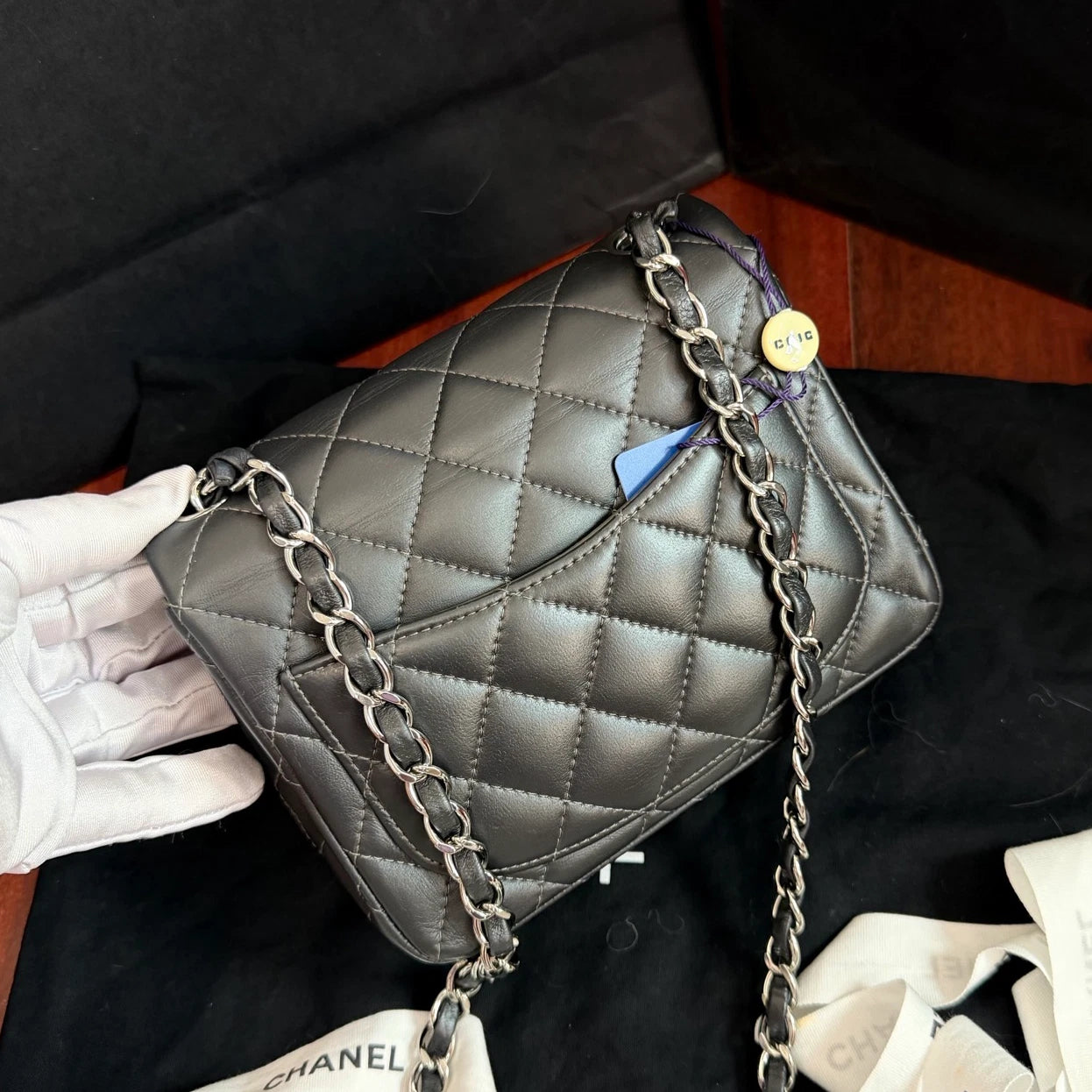 Chanel Classic Flap Lambskin Chain Crossbody Gray Silver Diamond Women Fashion