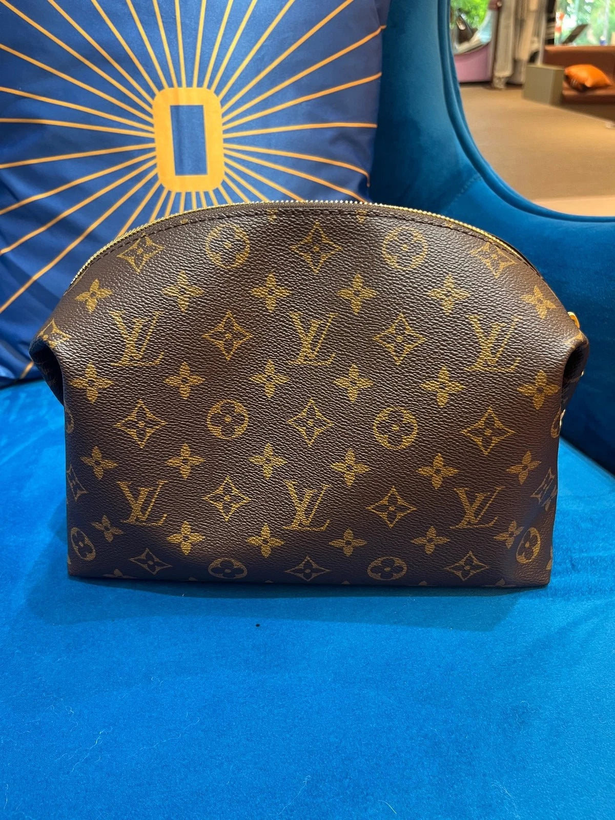 Louis Vuitton Monogram Large Canvas Cosmetic Pouch For Women