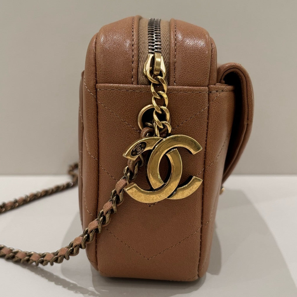 Chanel Brown V-Quilted Camera Bag Chain Strap Shoulder Crossbody Classic