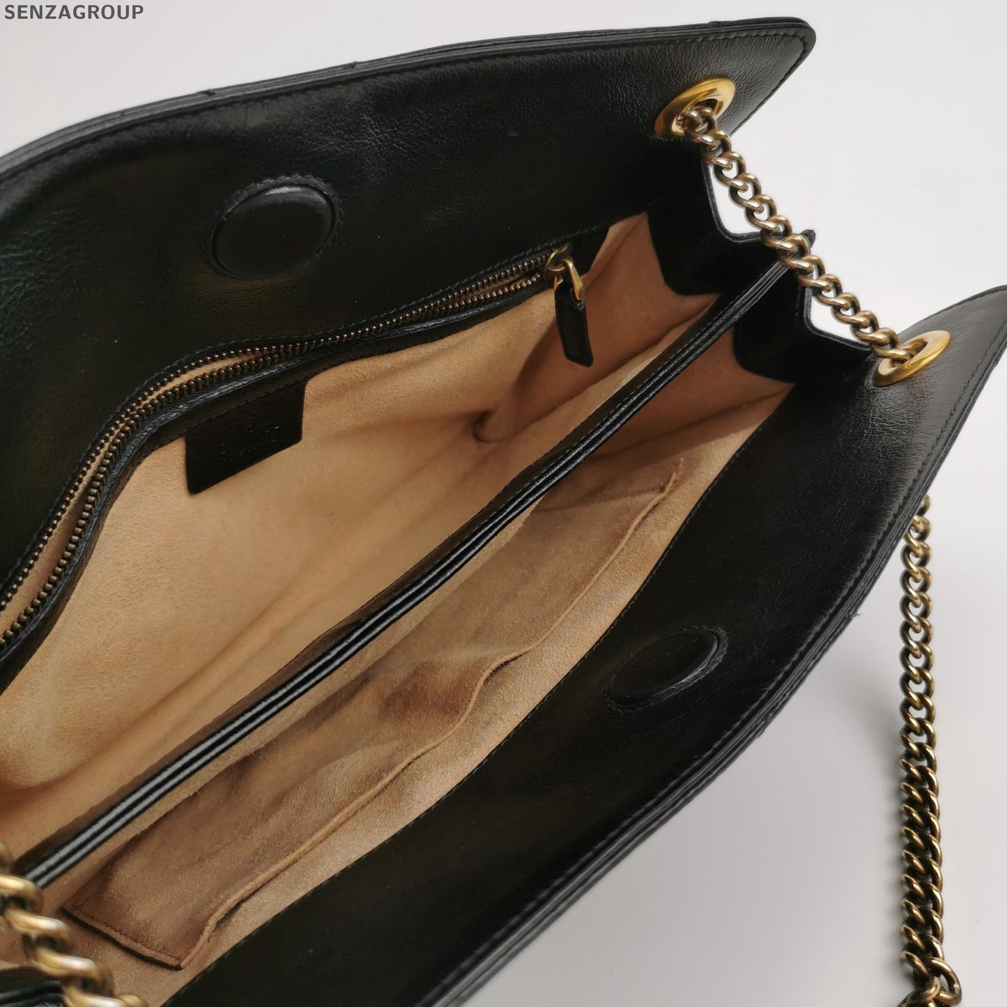 Gucci Marmont Black Gold Clasp Chain Shoulder Bag Classic Women's