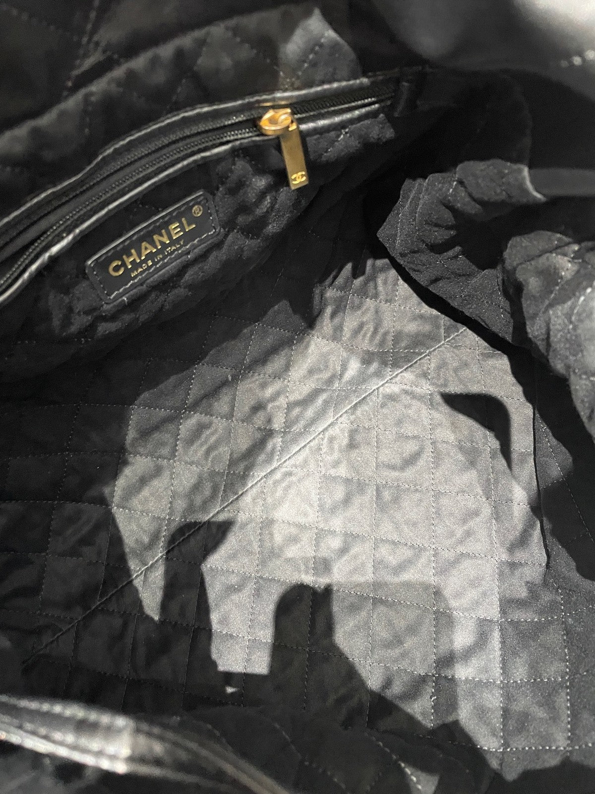 Chanel 22 Bag Medium Black Gold Quilted Chain Shoulder Bag for Women