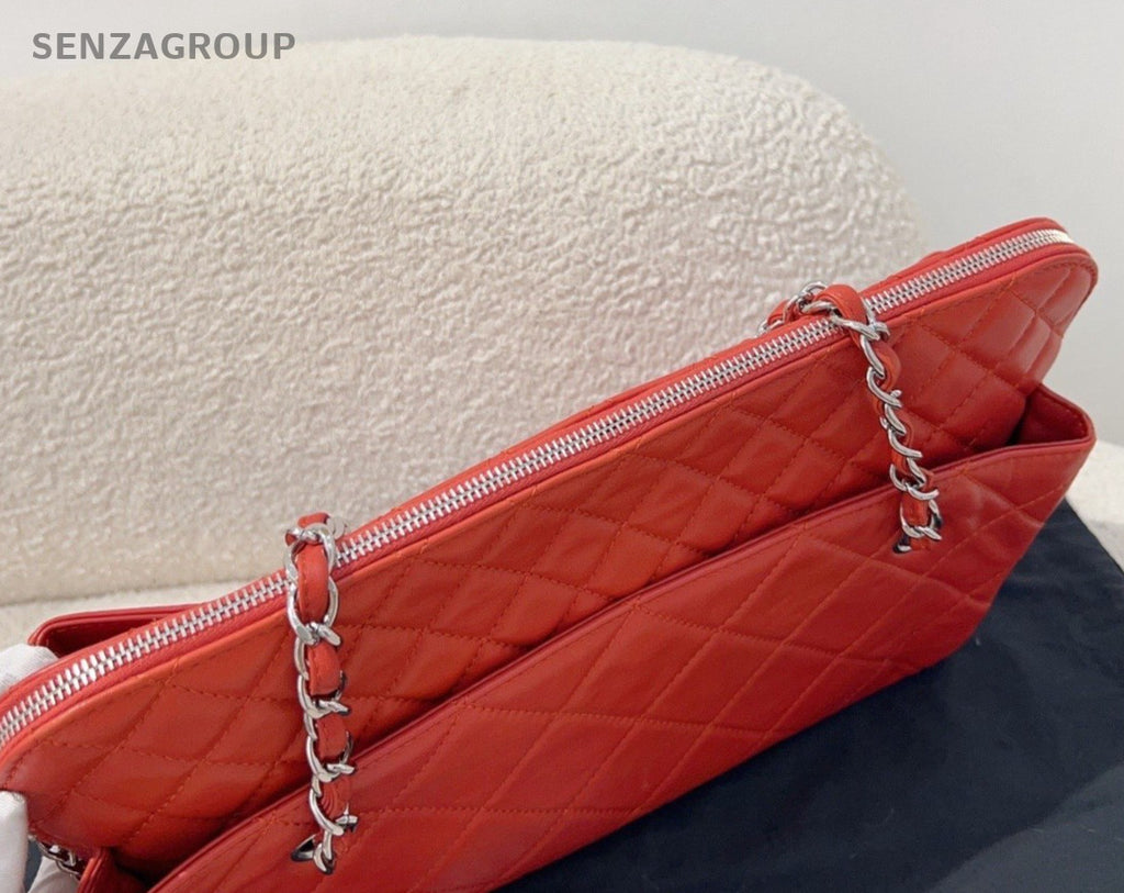 CHANEL Diamond Pattern Chain Shoulder bag Red Silver Women