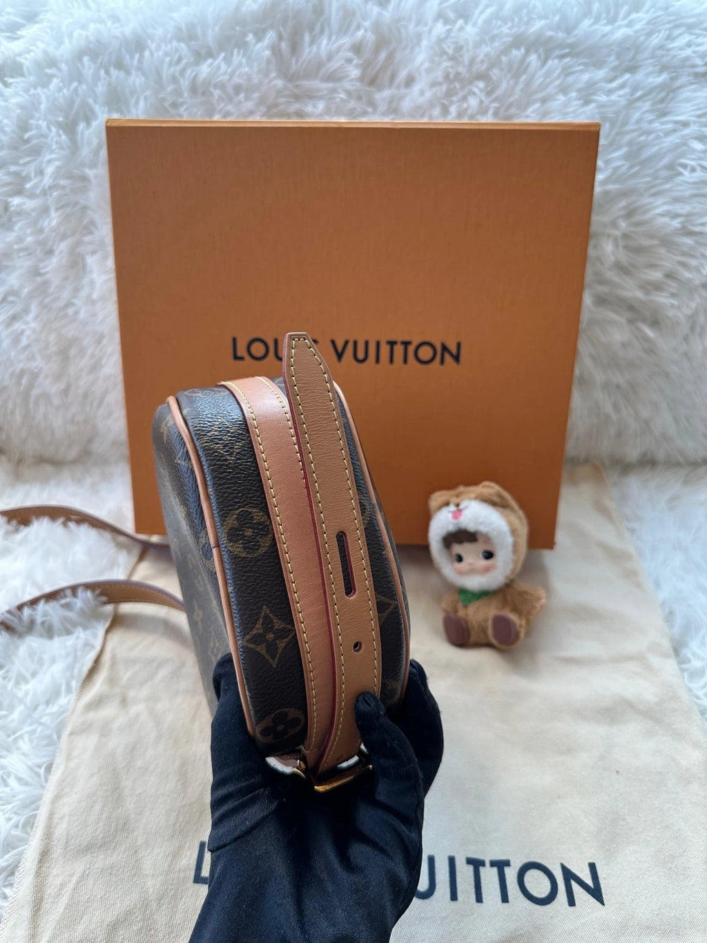Louis Vuitton Monogram Canvas Round Mini Crossbody Bag For Women