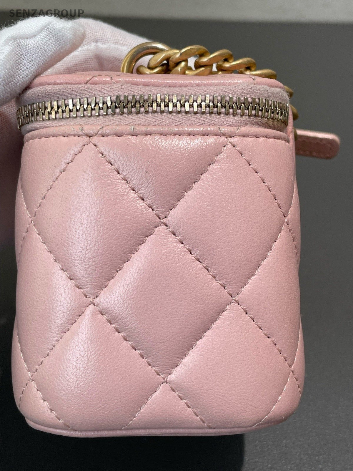 Chanel Vanity Case Mini Chain Shoulder Bag Crossbody Pink Gold Women Fashion