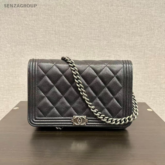 SJ0001 Chanel le boy woc wallet on chain silver cc