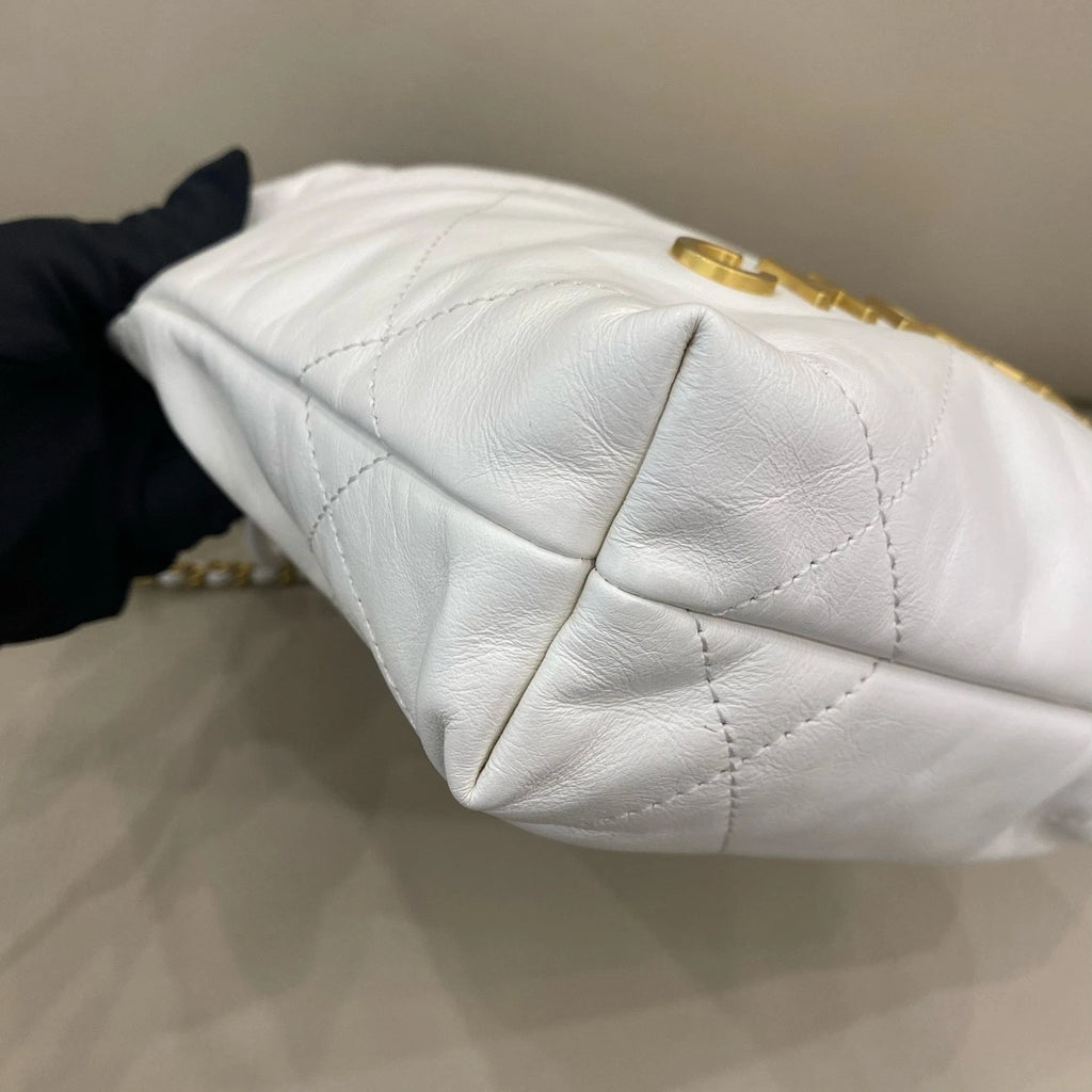 CHANEL Mini 22Bag White Tote Shoulder Bag For Women