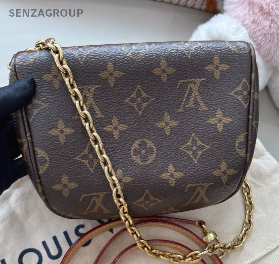 Louis Vuitton Bumbag Monogram Shoulder Bag Crossbody Brown Gold Women Classic