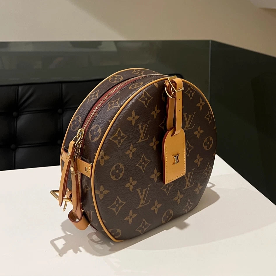 Louis Vuitton Boite Chapeau Souple Monogram Canvas Large Soft Round Bag