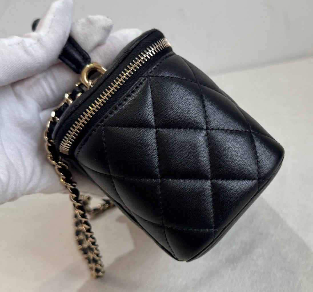Chanel Vanity Case Diamond Top Handle Chain Crossbody Black Gold Women Classic