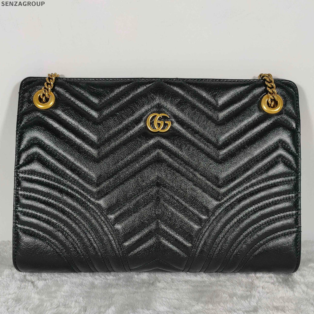 Gucci Marmont Matelassé Chain Shoulder Bag in Black Gold
