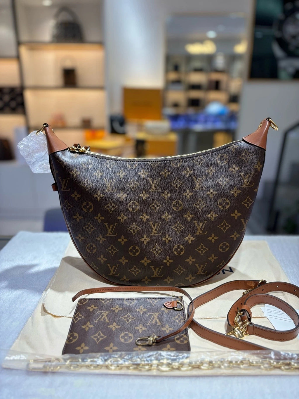 Louis Vuitton Loop Monogram Canvas Shoulder Bag Excellent