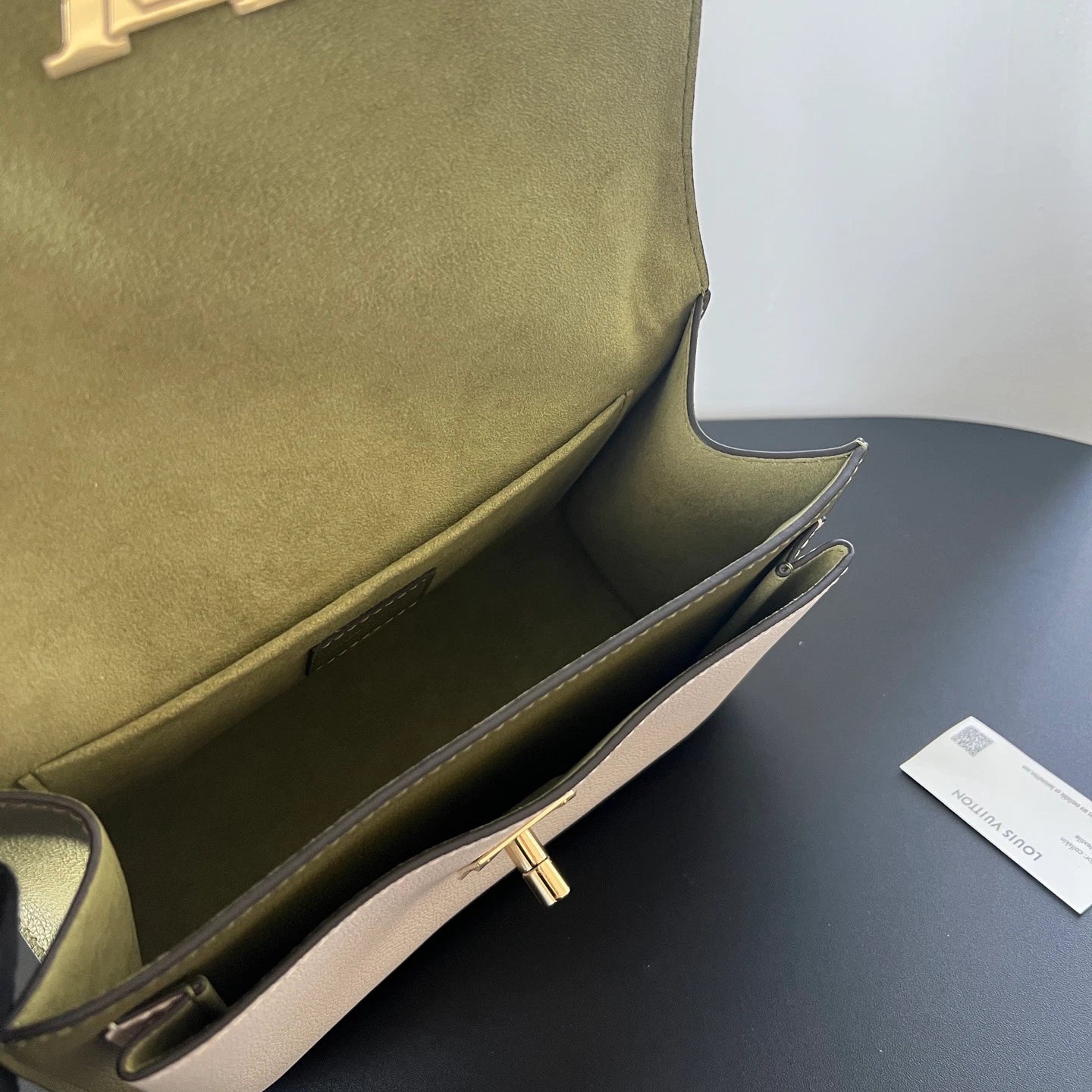 Louis Vuitton Lock Me Chain Shoulder Crossbody Bag Green Gold Hardware Women
