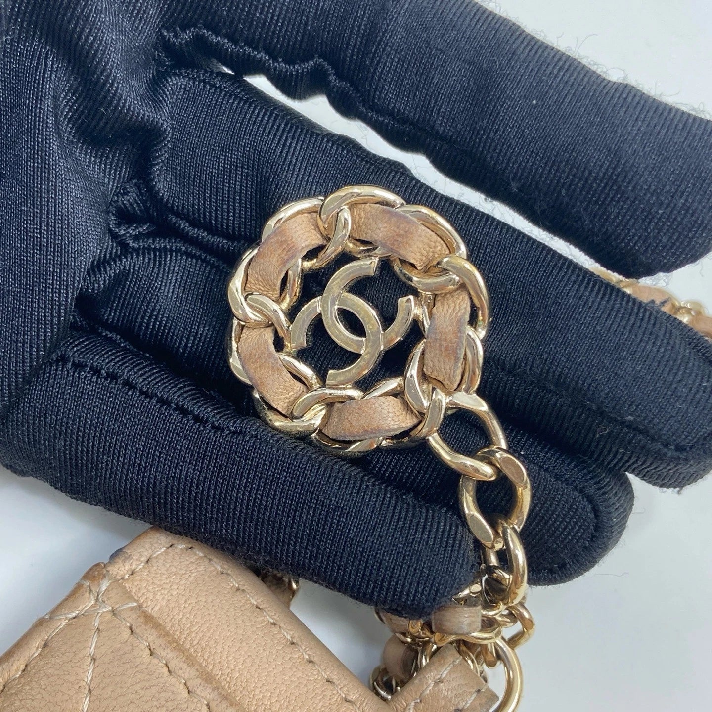 CHANEL Pre-owned Beige Lamskin Chain Card Wallet For Women