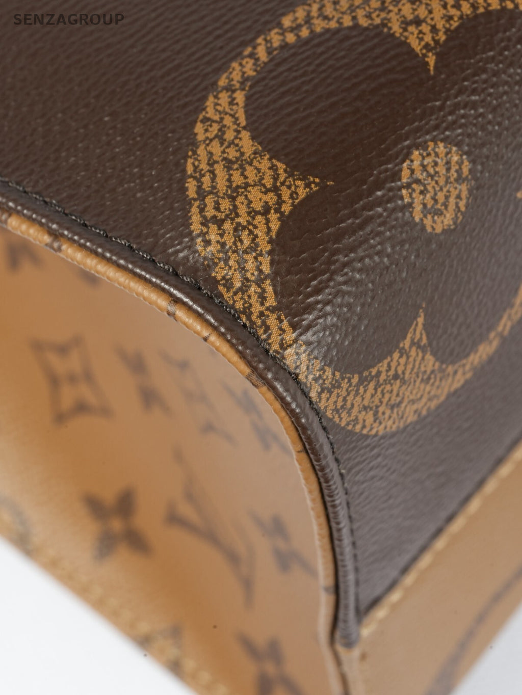 LOUIS VUITTON OnTheGo MM   Monogram Giant Hand Bag Brown M45321 Chip version