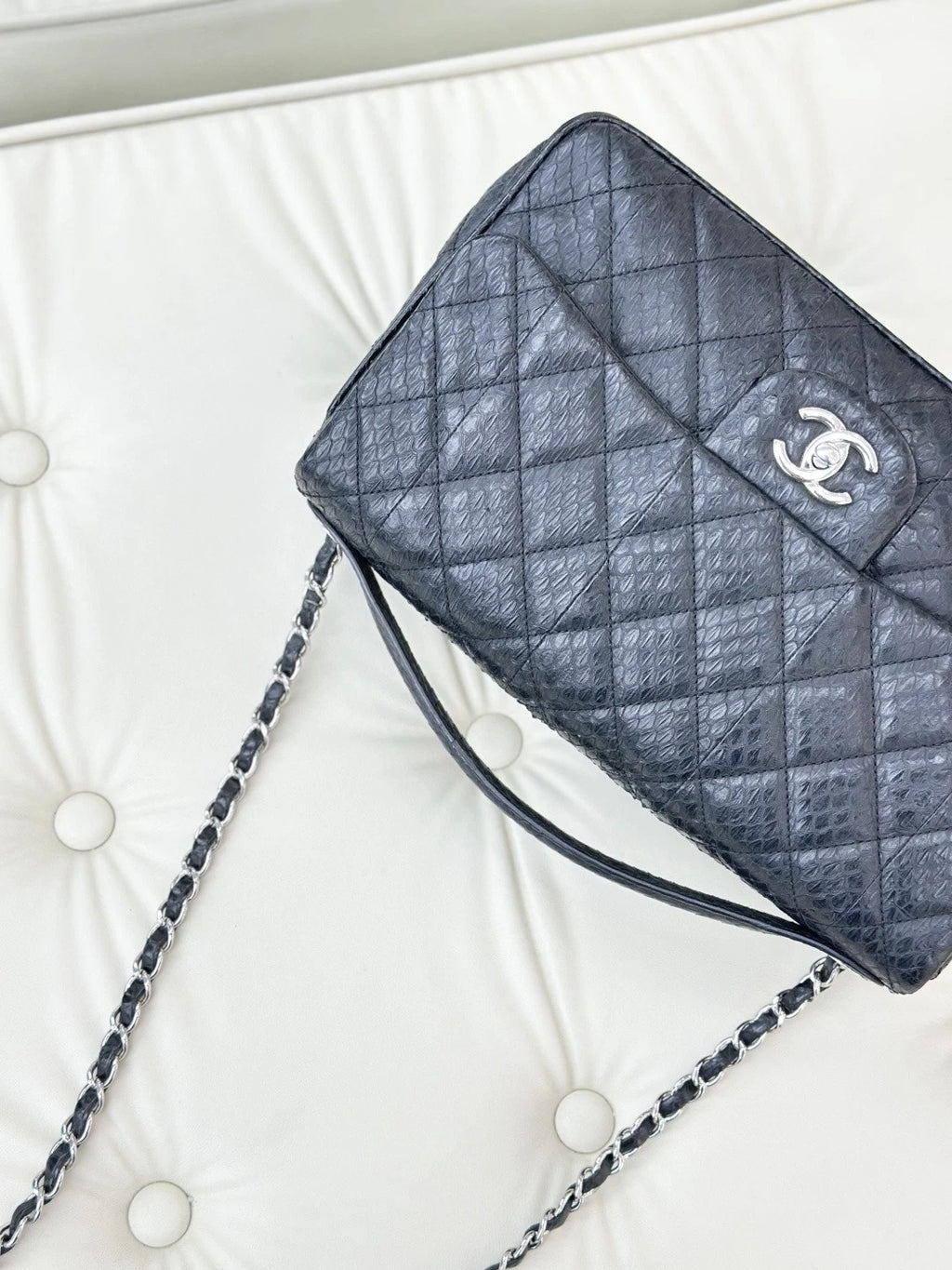 Chanel Classic Flap Jumbo Chain Crossbody Top Handle Bag Black Silver Women
