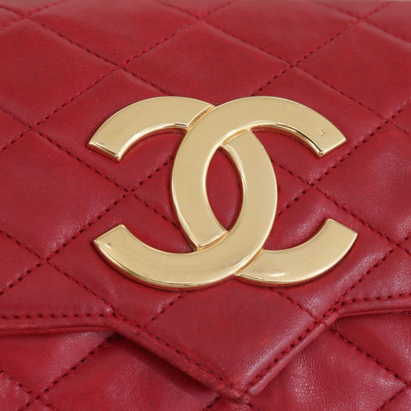 CHANEL CC Logo Diamond Pattern Chain Shoulder bag Vintage Red Women