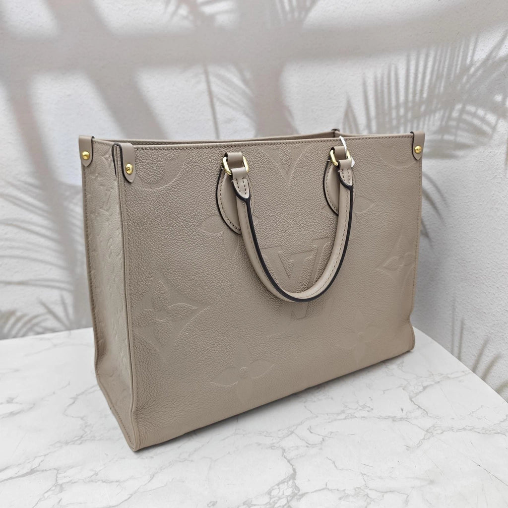 Louis Vuitton Grainy Calfskin Onthego Medium Tote Bag For Women