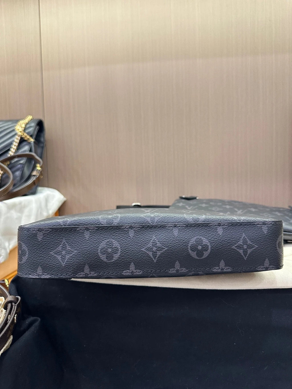 Louis Vuitton Black Trio 3-in-1 Crossbody Messenger Bag For Women