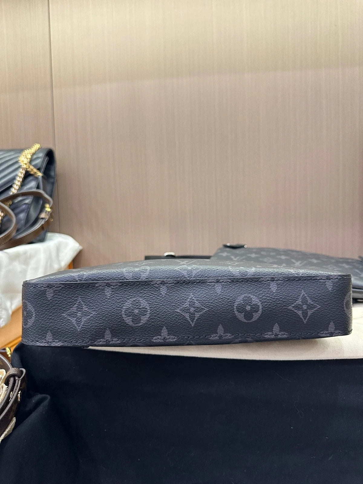 Louis Vuitton Black Trio 3-in-1 Crossbody Messenger Bag For Women