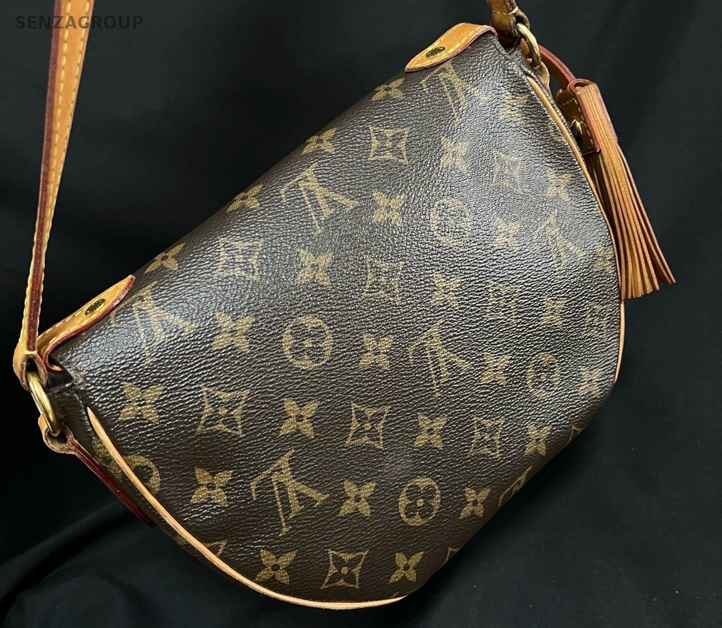 Louis Vuitton Saint Cloud Monogram Shoulder Bag Crossbody Brown Gold Women