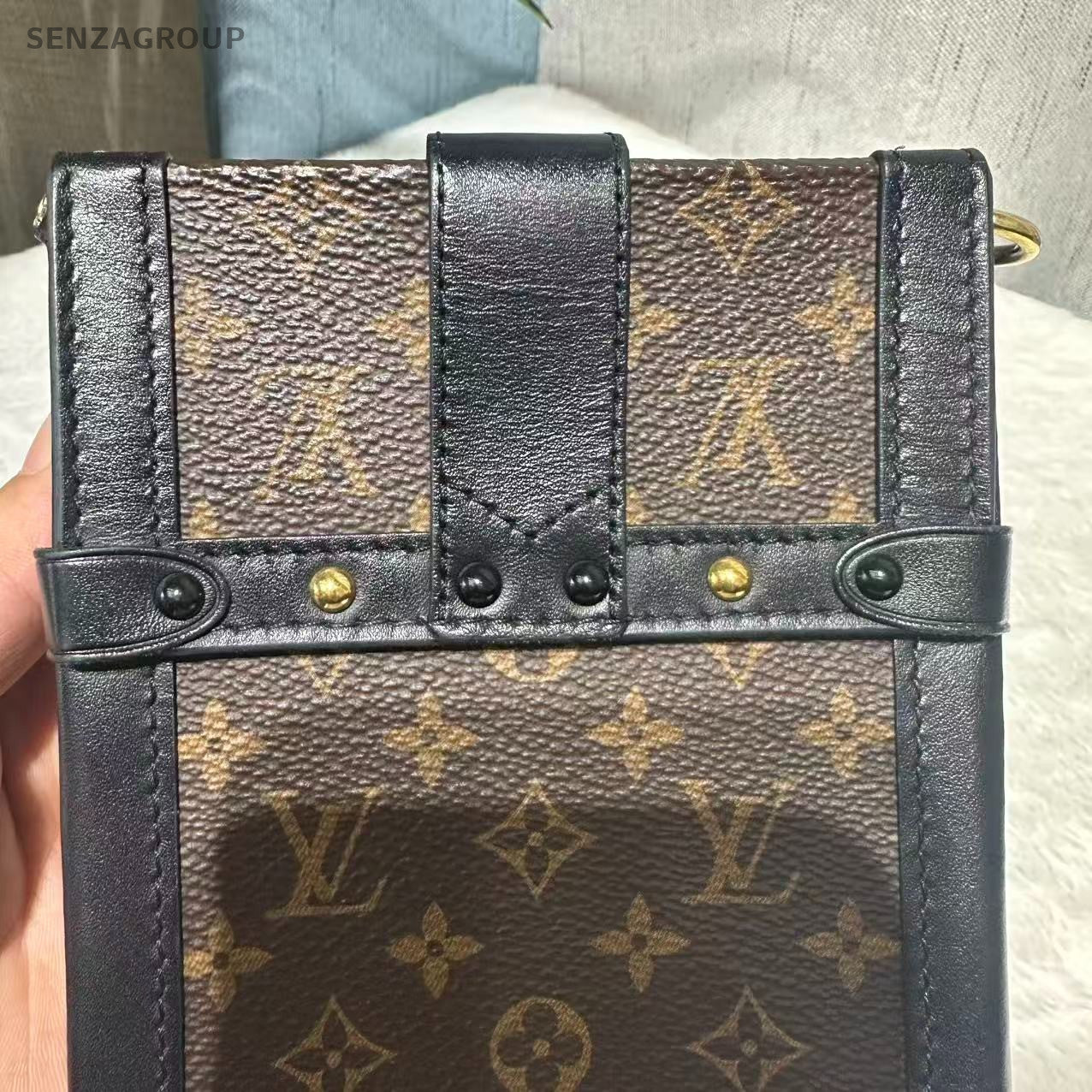 Louis Vuitton Monogram Trunk Black gold Shoulder bag Brown Women Classic