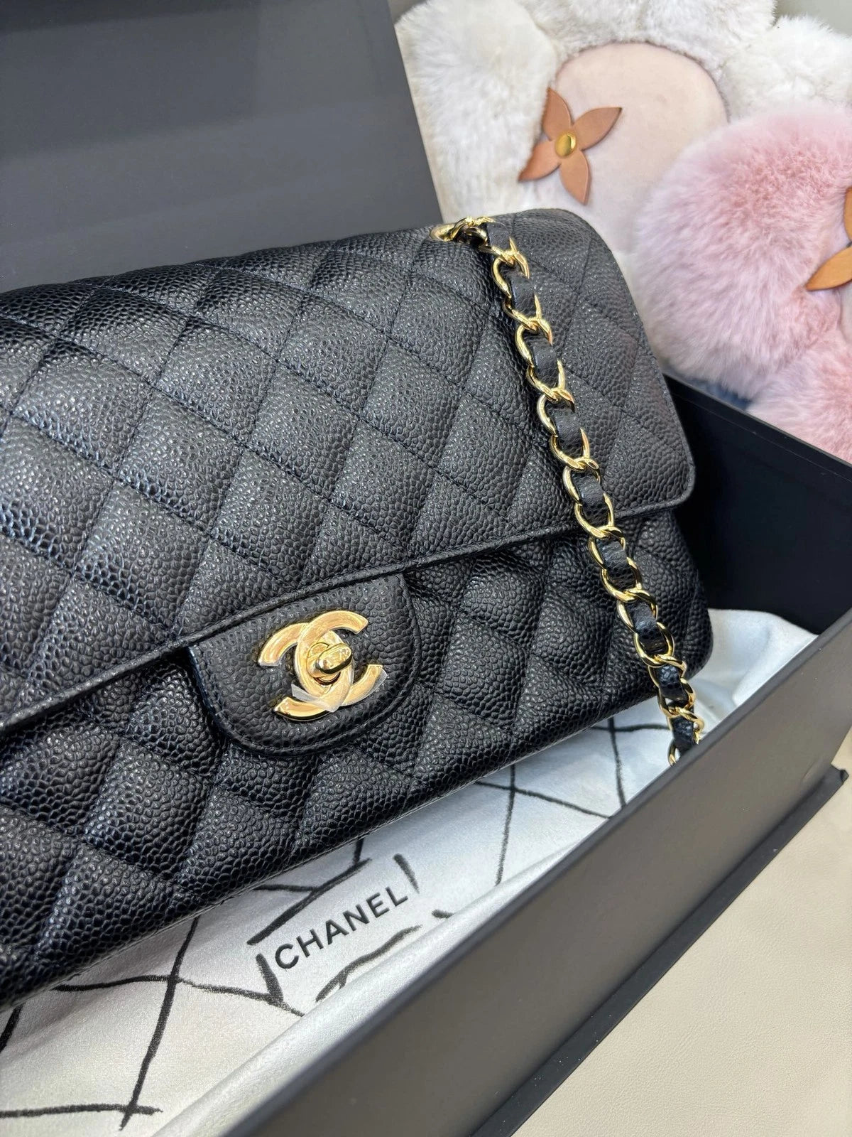 Chanel Classic Flap MM Calfskin Chain Shoulder Crossbody Black Gold Women