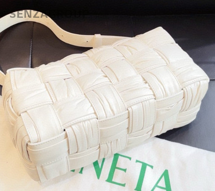 Bottega Veneta Cassette Shoulder Bag White Gold Used Women Classic Fashion