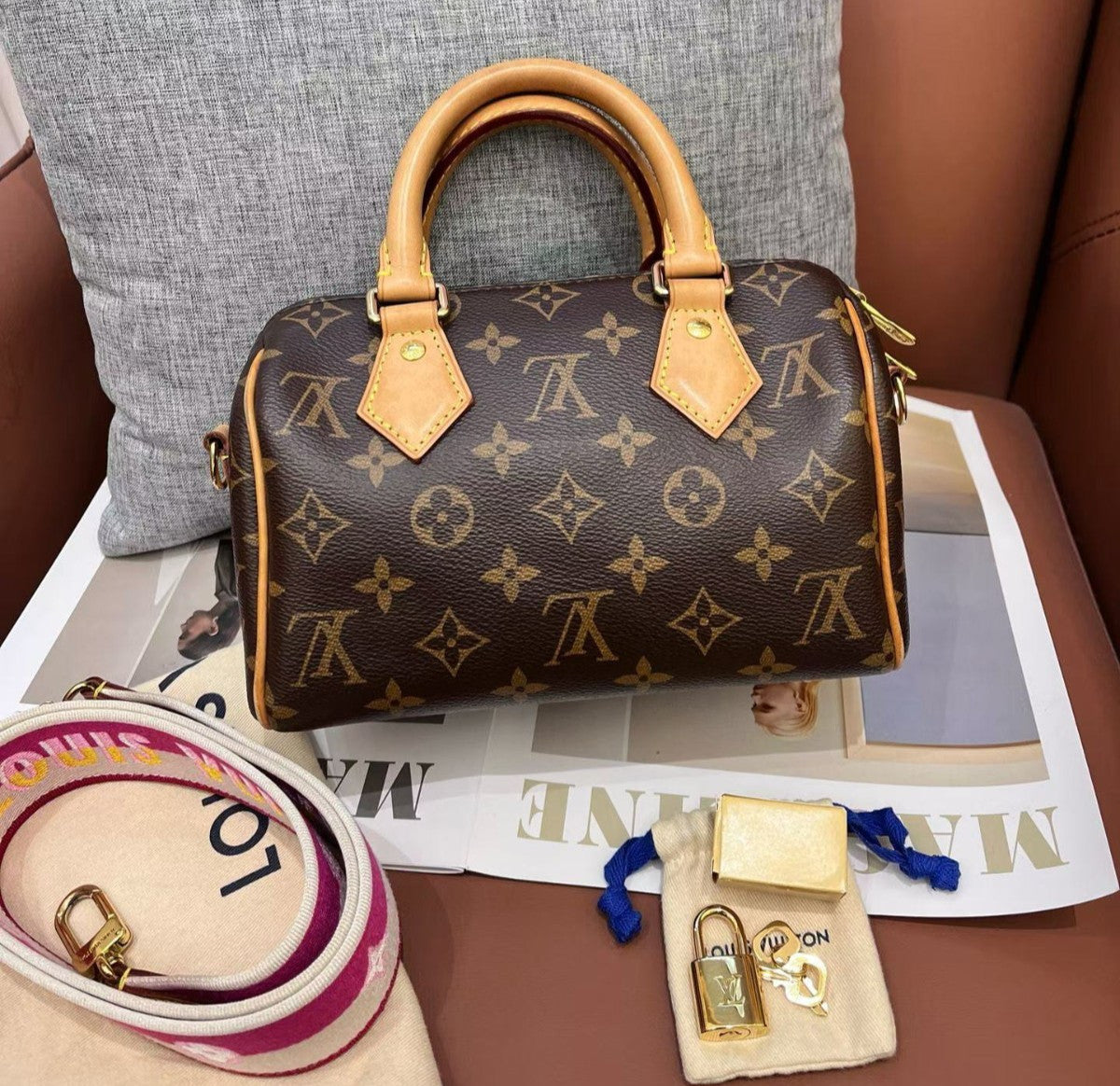 Louis Vuitton Speedy20 Monogram Top Handle Crossbody Brown Gold Women Classic