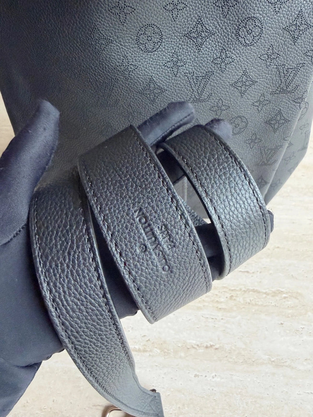 Louis Vuitton Mahina Monogram Black Handbag Shoulder Bag Silver Hardware