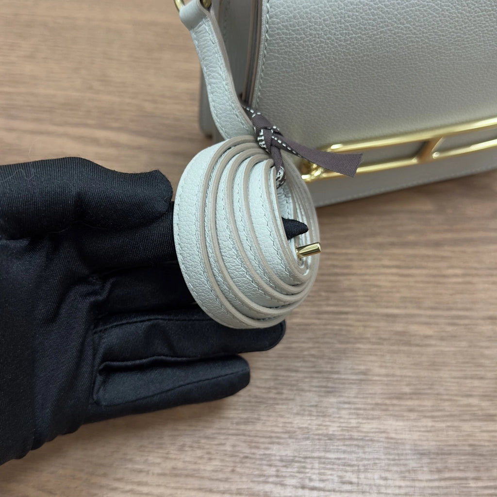 Hermès Roulis 19 Crossbody Shoulder Bag Pearl Grey Women Classic