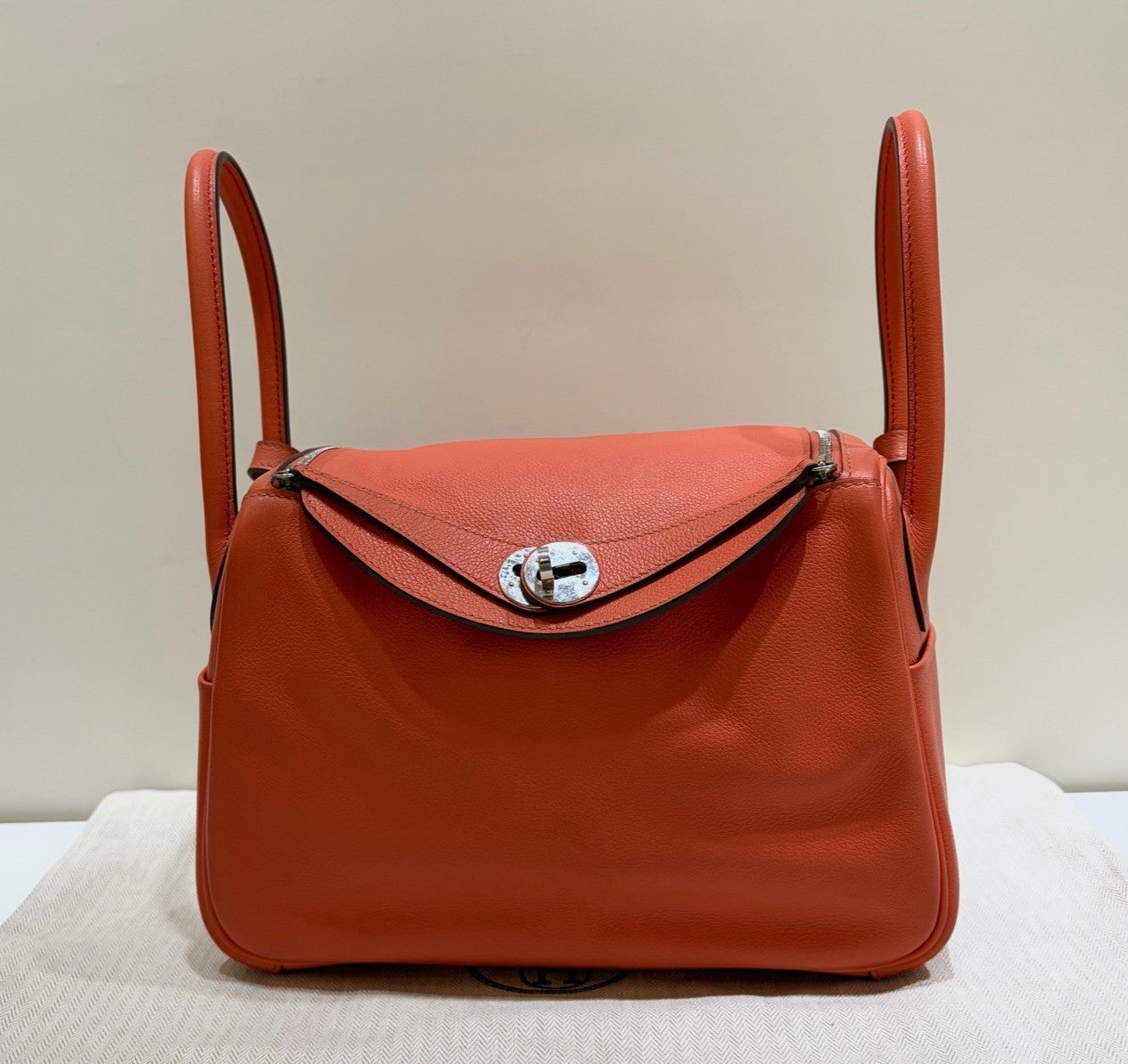 Hermes Lindy26 Top Handle Shoulder Bag Orange Silver Women Classic Fashion