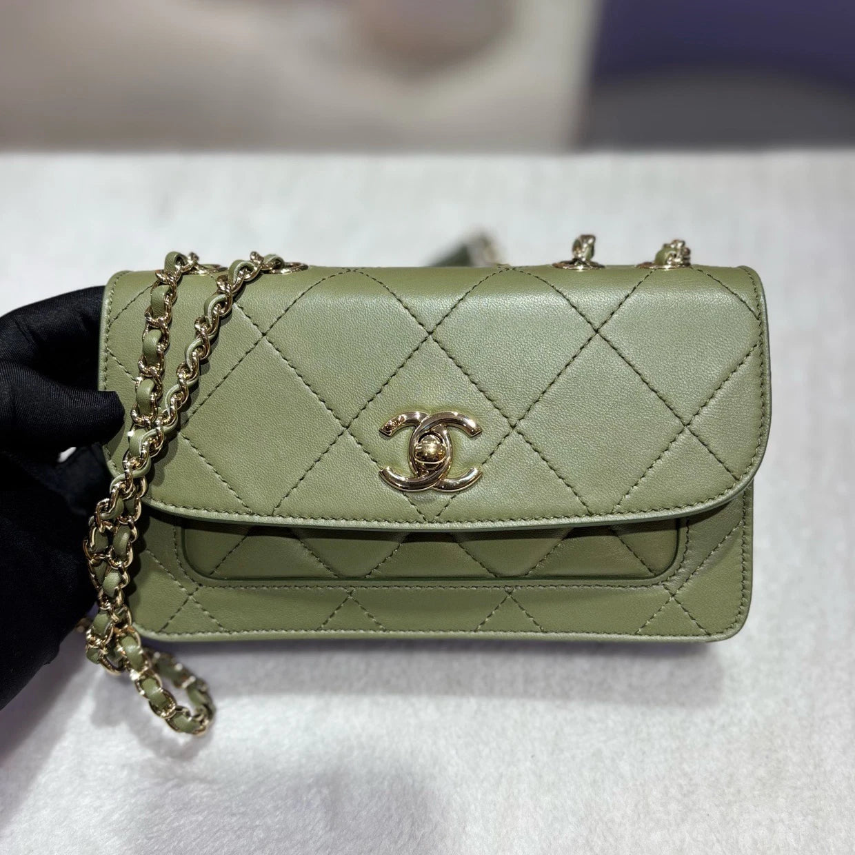 Chanel Diamond Chain Shoulder Crossbody Green Gold Women Classic