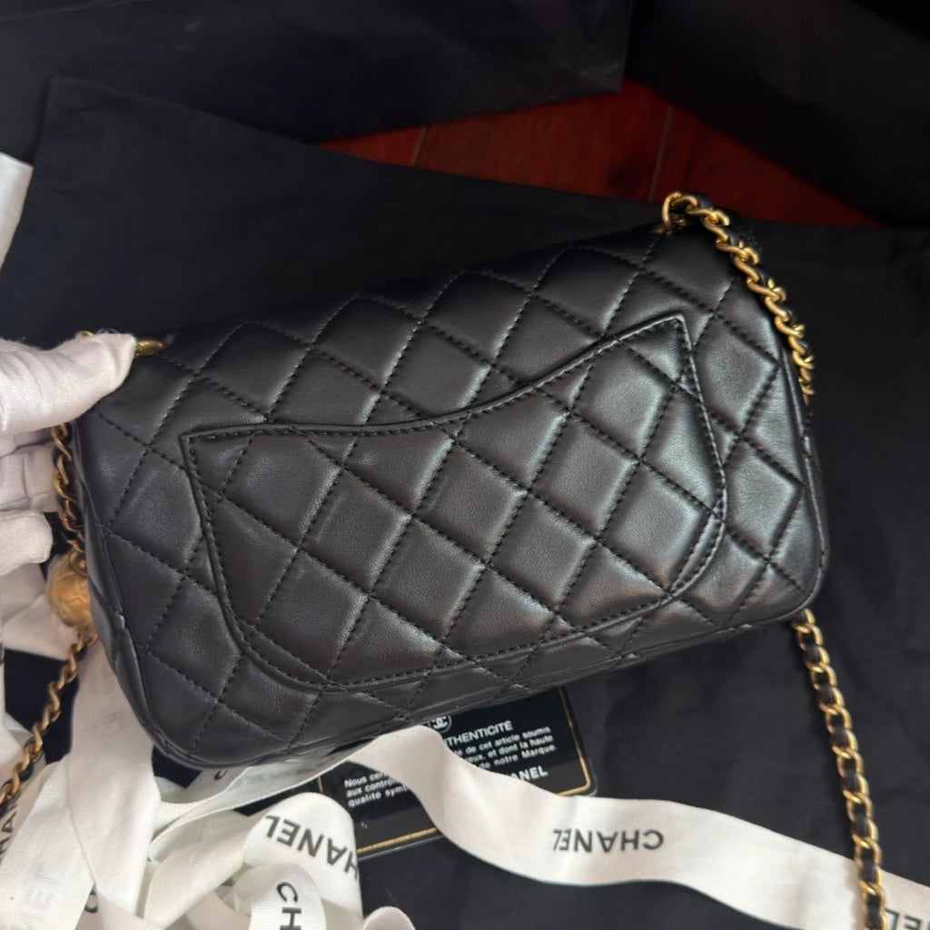 Excellent Chanel Classic Flap Big Mini Gold Ball Chain Shoulder Bag Crossbody