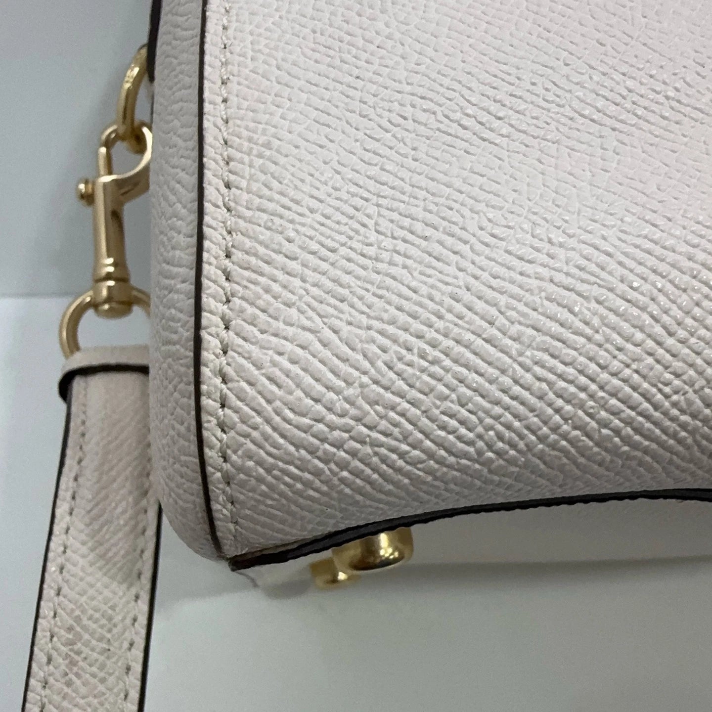 Coach Rowan 27 Leather Bucket Shoulder Handbag Crossbody Bag Women