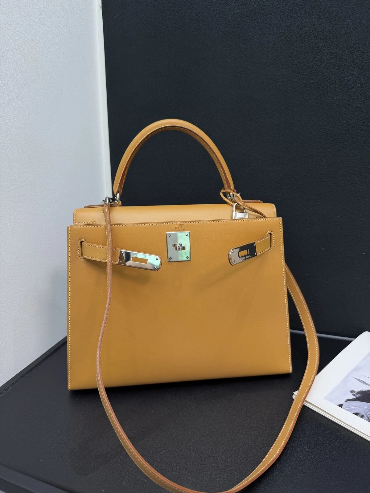 Hermes Kelly28 Top Handle Bag Crossbody Brown Used Women Classic Fashion